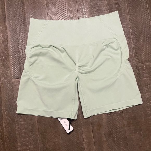 Oner Active EFFORTLESS SEAMLESS SHORTS - Picture 3 of 4